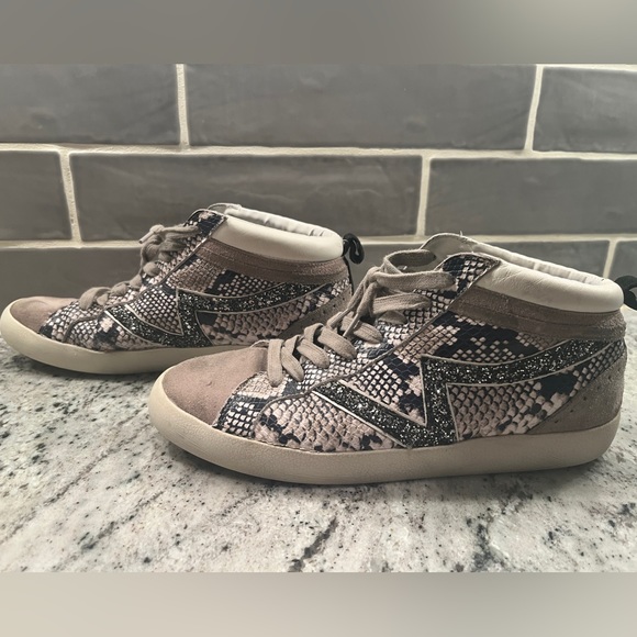 Womans GIANNI BINI Animal Print Snakeskin Suede High Top Sneakers Size 9 - Picture 5 of 9